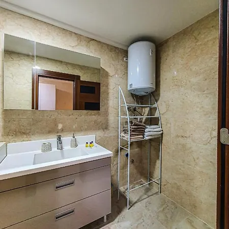 Avio Lux * Novi Pazar