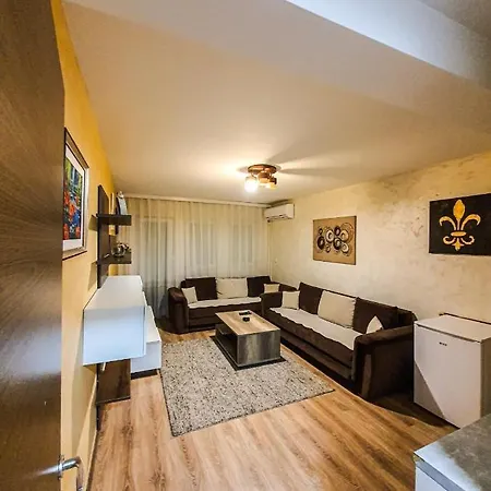 Avio Lux * Novi Pazar