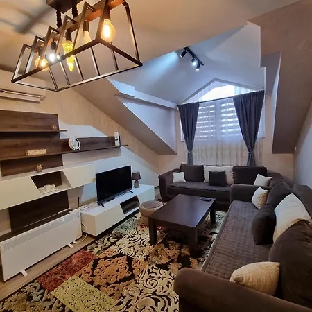 Апартаменты Avio Lux Нови-Пазар