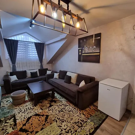 Avio Lux * Novi Pazar