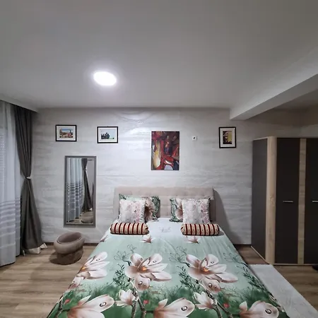 Avio Lux * Novi Pazar