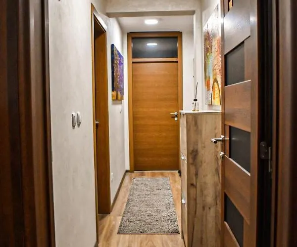 Avio Lux Apartman Novi Pazar