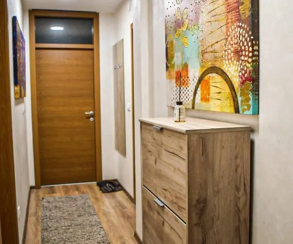 Avio Lux Apartman Novi Pazar