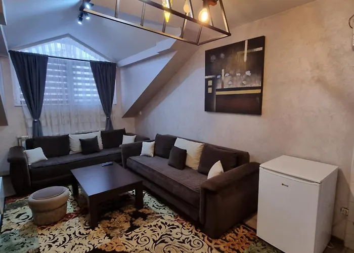 Avio Lux * Novi Pazar